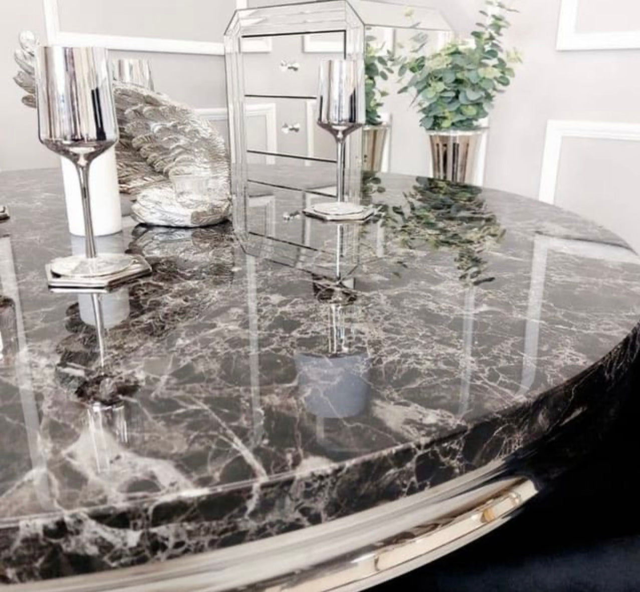Louis 130cm black marble dining table with Mayfair lion knocker chairs